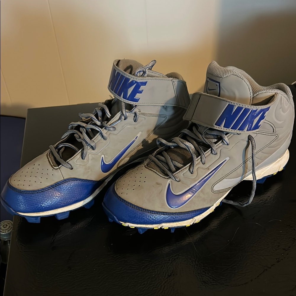 Nike Gray‎ and Blue Athletic Shoes